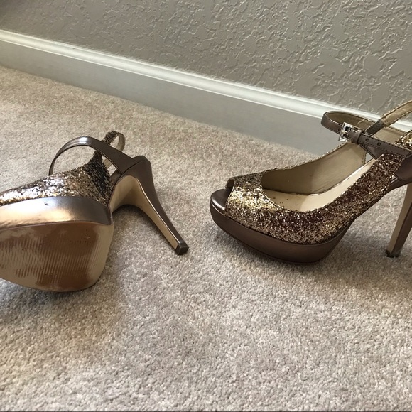 INC International Concepts Gold glitter platform shoes.  Size 8M - Picture 8 of 9